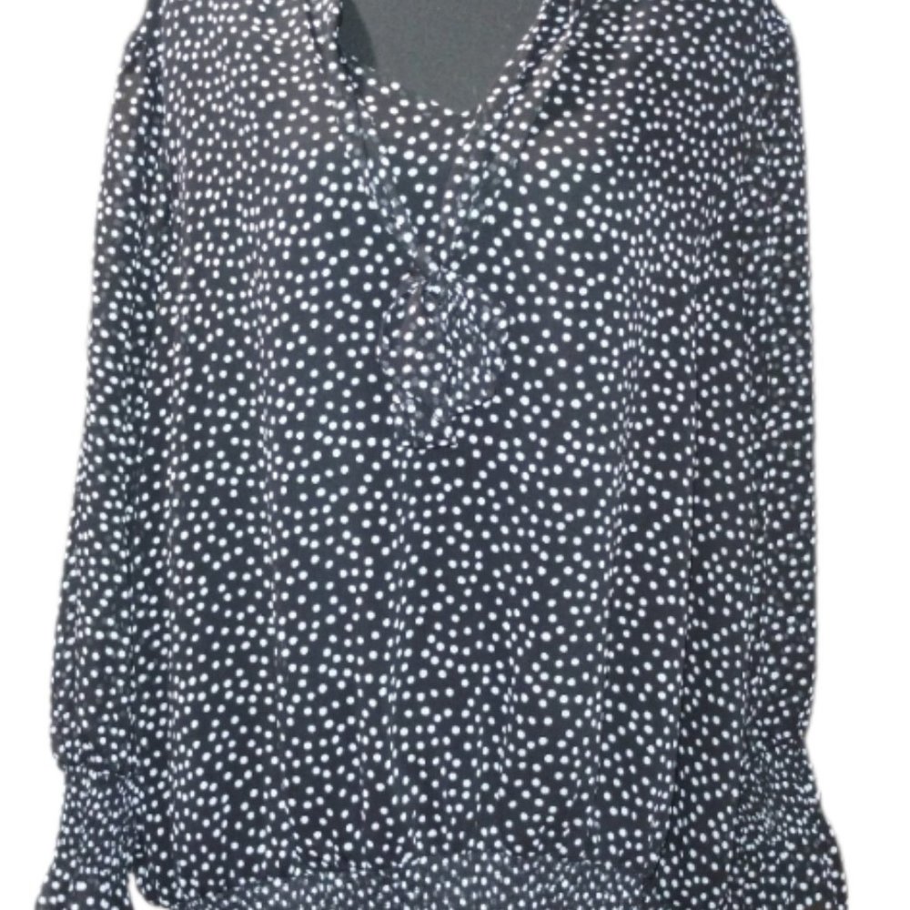 22/24 W Black & White Polka Dot Blouse